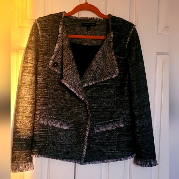 Banana Republic Black and Gray Blazer, Medium - Picture 2 of 8